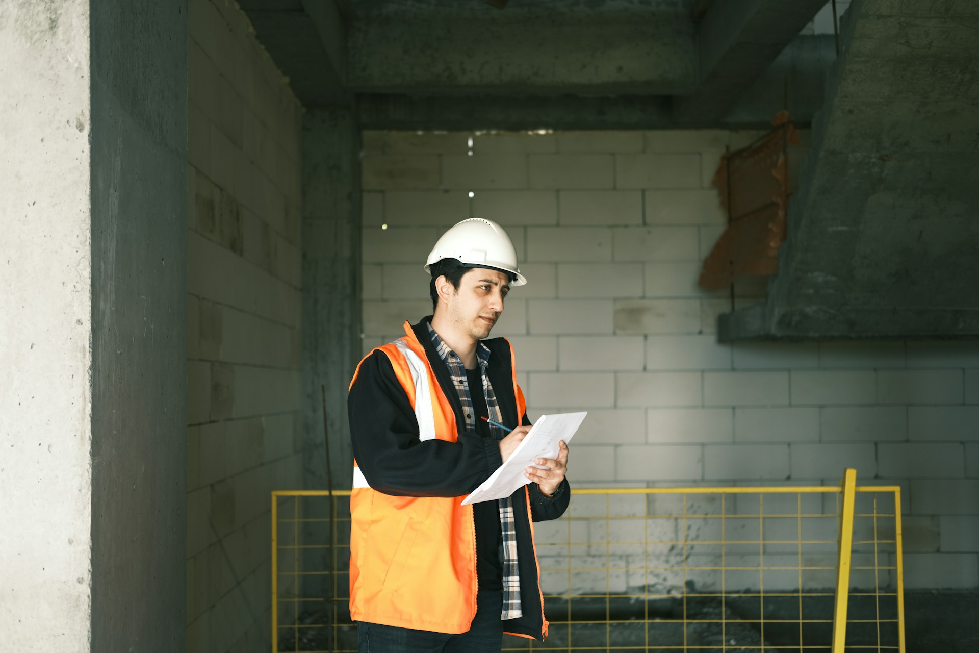 Construction Contractors - Hard Money Financing in the Hamptons - Capital for construction projects and contractor financing needs.